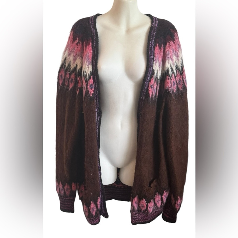 Hand Knit 100% Baby Alpaca wool Cardigan M – Made in Bolivia - Picture 2 of 5